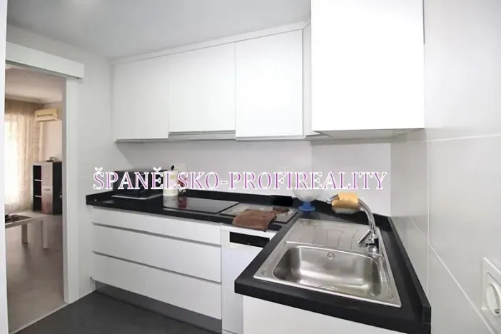 Prodej bytu 2+kk, Torrevieja, Španělsko, 56 m2