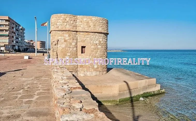 Prodej bytu 2+kk, Torrevieja, Španělsko, 56 m2