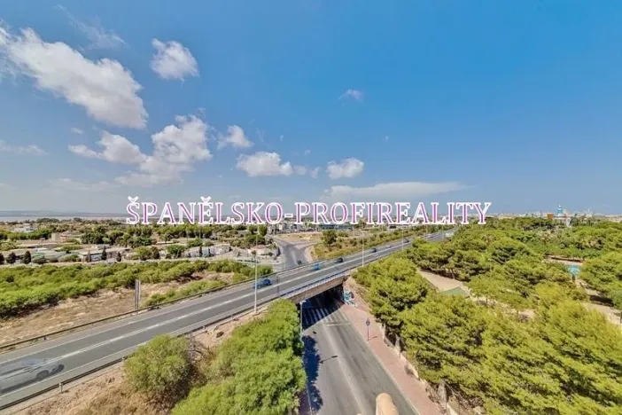 Prodej bytu 3+kk, Torrevieja, Španělsko, 56 m2