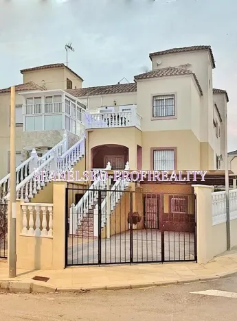 Prodej bytu 3+kk, Orihuela, Španělsko, 77 m2