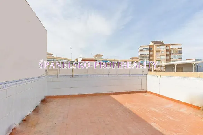 Prodej bytu 3+kk, Torrevieja, Španělsko, 78 m2