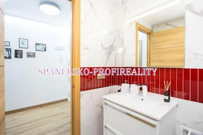 Prodej bytu 3+kk, Alicante, Španělsko, 75 m2