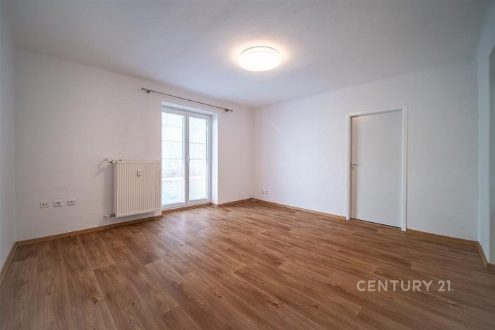 Pronájem bytu 2+1, České Budějovice - České Budějovice 6, Polní, 61 m2