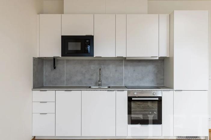 Pronájem bytu 1+kk, Praha - Vysočany, Fafkových, 37 m2