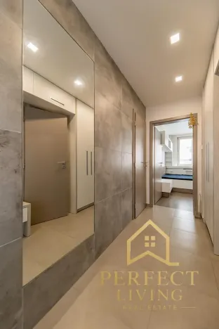 Pronájem bytu 1+kk, Praha - Vinohrady, Lucemburská, 31 m2