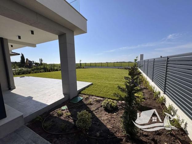 Prodej rodinného domu, Pomorie, Bulharsko, 196 m2