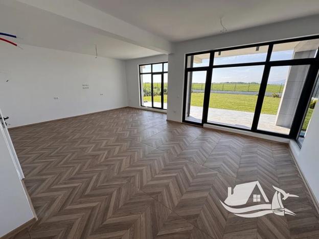 Prodej rodinného domu, Pomorie, Bulharsko, 196 m2