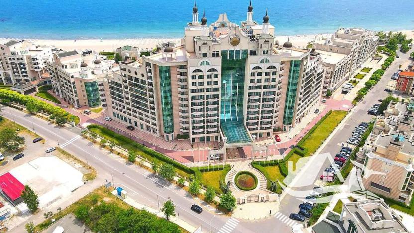 Prodej bytu 3+kk, Pomorie, Bulharsko, 77 m2