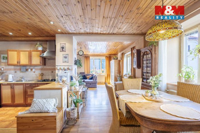 Prodej rodinného domu, Nový Bor - Arnultovice, Rumburských hrdinů, 240 m2