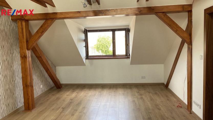 Pronájem bytu 2+1, Ostrava - Moravská Ostrava, Švabinského, 71 m2