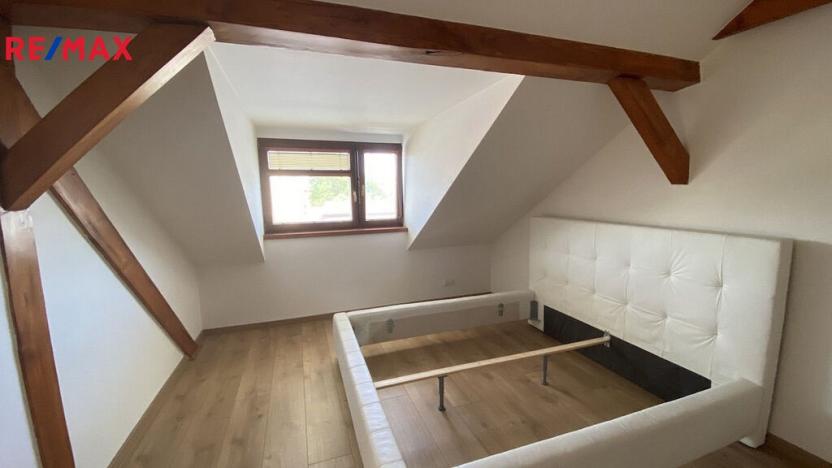 Pronájem bytu 2+1, Ostrava - Moravská Ostrava, Švabinského, 71 m2