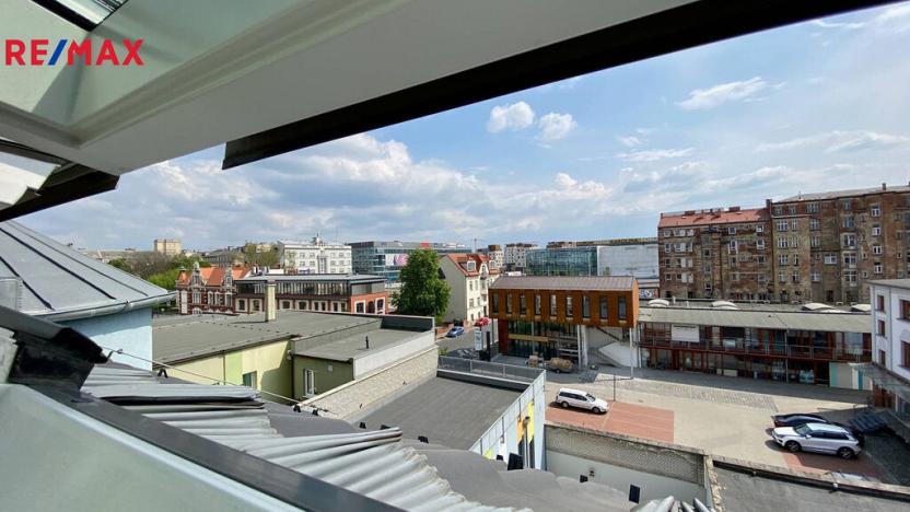 Pronájem bytu 2+1, Ostrava - Moravská Ostrava, Švabinského, 71 m2