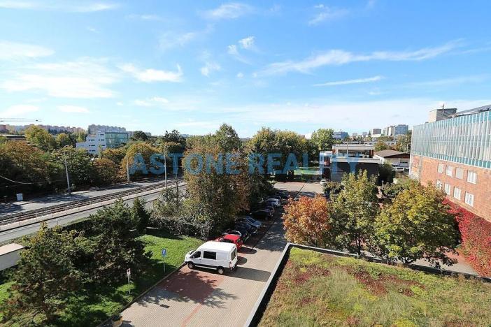 Pronájem bytu 1+kk, Praha - Hostivař, Švehlova, 35 m2