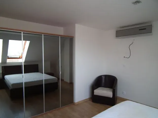 Pronájem bytu 3+kk, Praha - Karlín, Hybešova, 90 m2