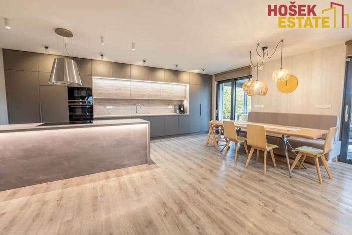 Prodej rodinného domu, Svinošice, 239 m2