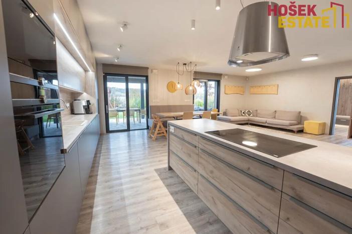 Prodej rodinného domu, Svinošice, 239 m2