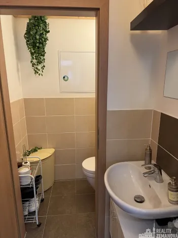 Pronájem obchodního prostoru, Praha - Libeň, Ocelářská, 29 m2