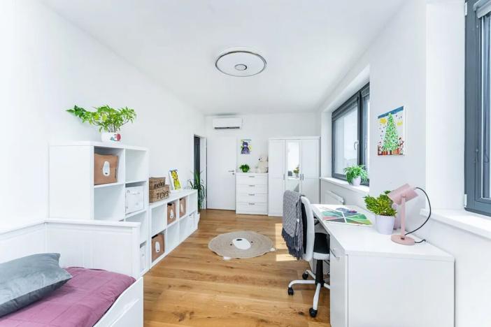 Pronájem rodinného domu, Přezletice, Školní, 120 m2