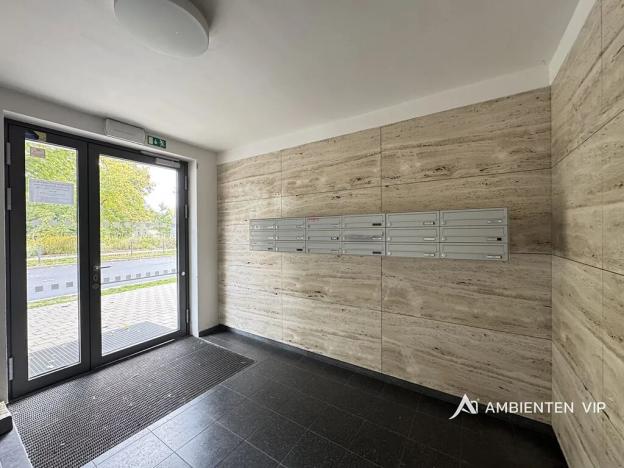 Pronájem garážového stání, Brno, Božetěchova, 20 m2