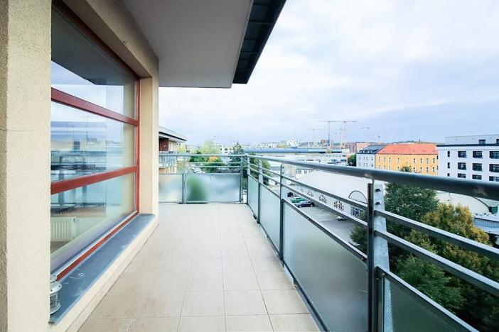 Pronájem bytu 2+kk, Praha - Vysočany, Jana Přibíka, 59 m2