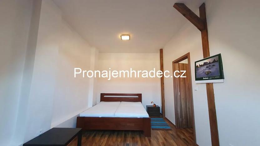 Pronájem bytu 2+kk, Hradec Králové, Okružní, 62 m2