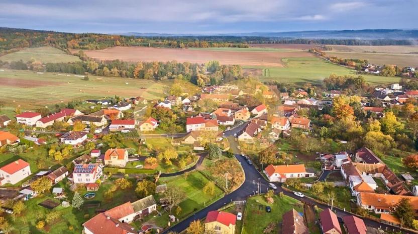 Prodej pozemku pro bydlení, Albrechtice nad Vltavou, 694 m2