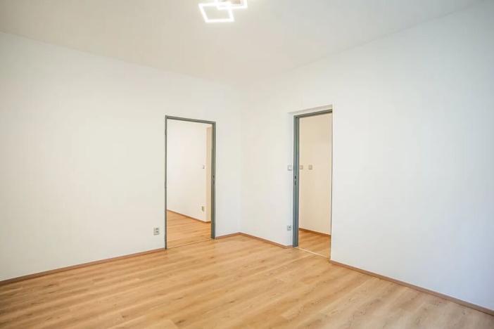 Pronájem bytu 3+1, Praha - Břevnov, Nad alejí, 69 m2