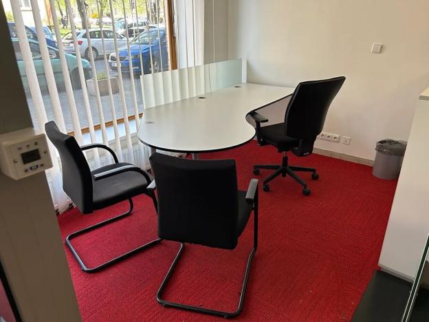 Pronájem obchodního prostoru, Praha - Veleslavín, Křenova, 110 m2