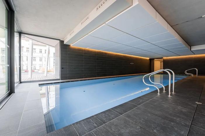 Pronájem kanceláře, Praha - Smíchov, Holečkova, 345 m2