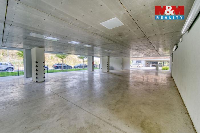 Pronájem garážového stání, Plzeň, Kartónová, 15 m2