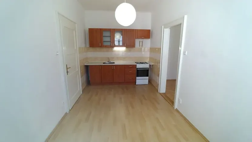 Pronájem bytu 2+kk, Praha - Michle, Pobočná, 45 m2