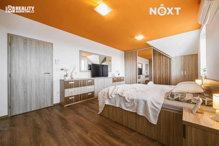 Prodej rodinného domu, Kovalovice, 308 m2