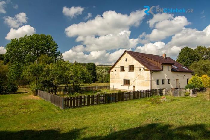 Prodej rodinného domu, Lomnice, 180 m2