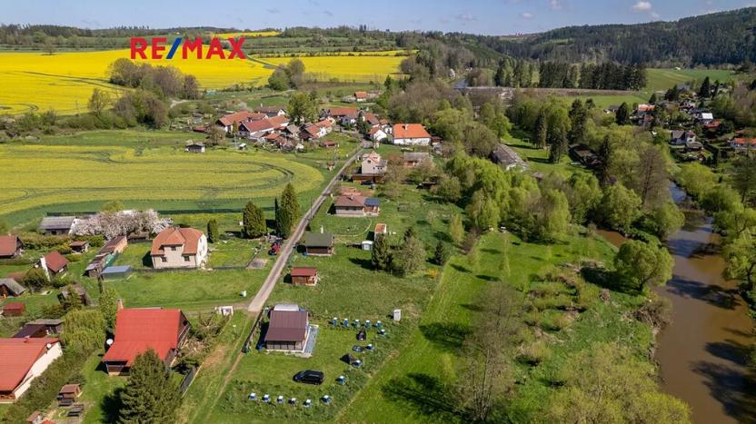 Prodej pozemku, Vlastějovice, 2100 m2