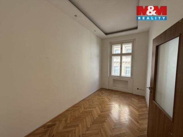 Pronájem bytu 3+1, Praha - Žižkov, Sladkovského náměstí, 53 m2