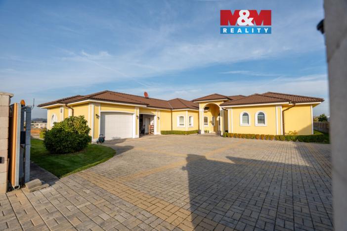 Prodej rodinného domu, Louny, Březinova, 429 m2