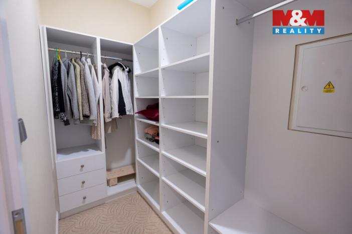 Prodej rodinného domu, Louny, Březinova, 429 m2