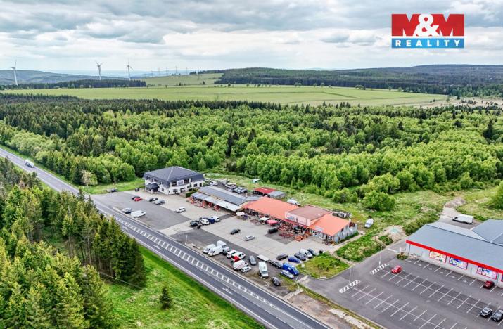 Prodej obchodního prostoru, Hora Svatého Šebestiána, 693 m2