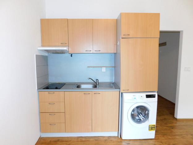 Pronájem bytu 1+kk, Poděbrady, Jeronýmova, 25 m2