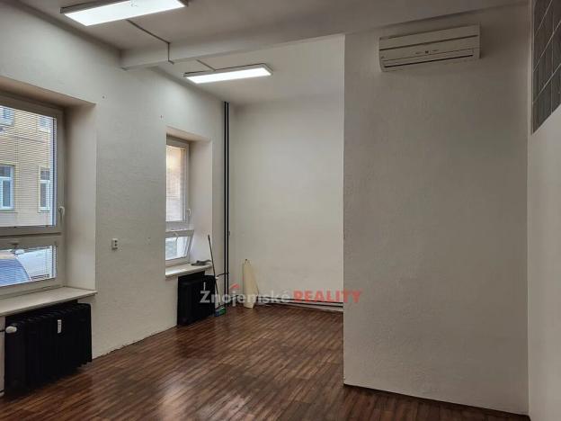 Pronájem kanceláře, Znojmo, Lidická, 27 m2