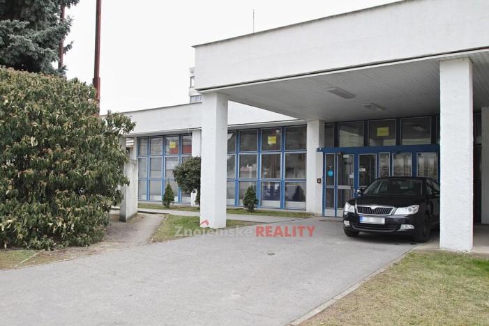 Pronájem obchodního prostoru, Znojmo, 97 m2