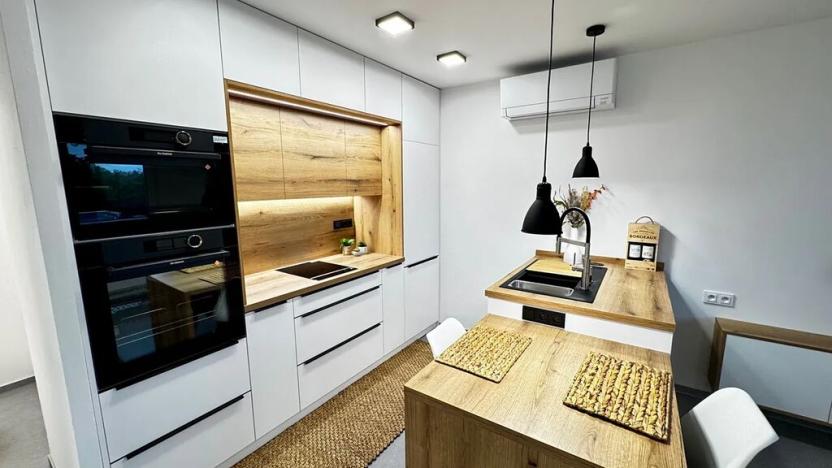 Pronájem bytu 2+kk, Pardubice, Na Třísle, 51 m2