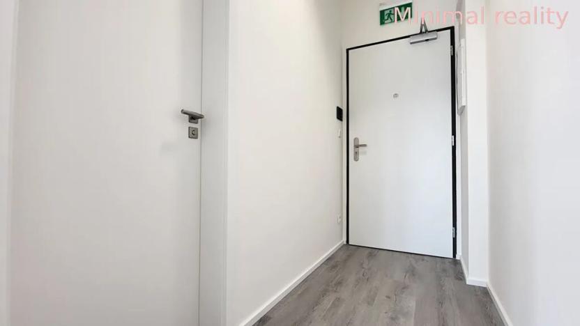 Pronájem kanceláře, Brno, Komárovská, 61 m2