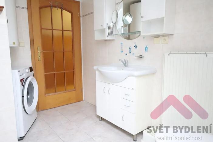 Pronájem bytu 3+kk, Brandýs nad Labem-Stará Boleslav, Masarykovo náměstí, 97 m2