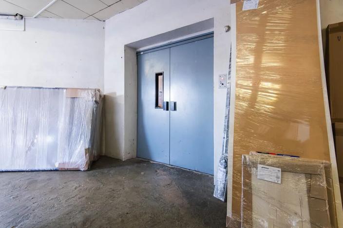 Prodej obchodního prostoru, Kolín, Sladkovského, 1465 m2