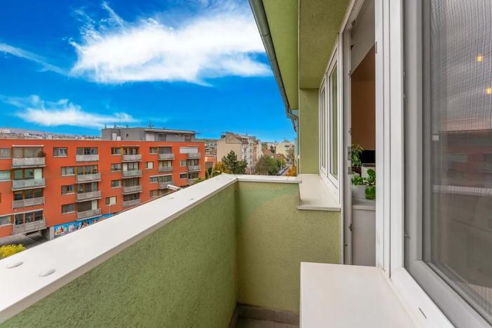 Prodej bytu 2+kk, Brno, Mojmírovo náměstí, 46 m2