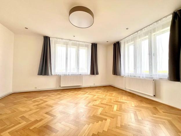 Pronájem bytu 3+1, Praha - Vinohrady, Vinohradská, 85 m2