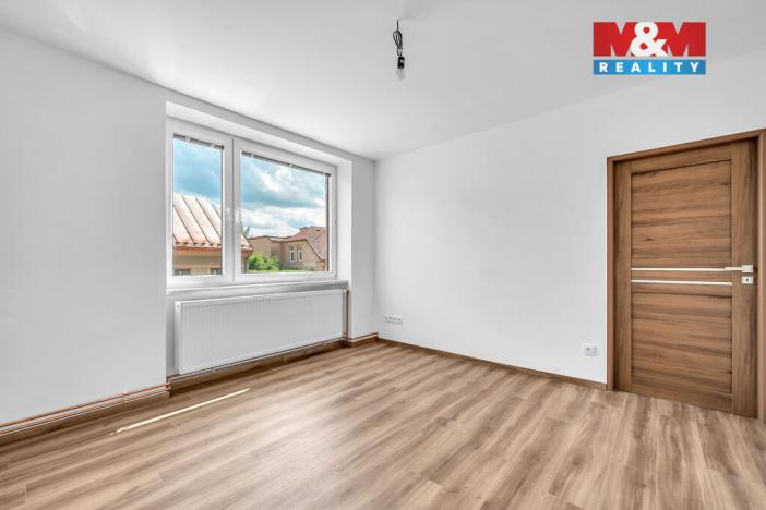 Prodej bytu 3+1, Červený Kostelec - Lhota za Červeným Kostelcem, 17. listopadu, 69 m2