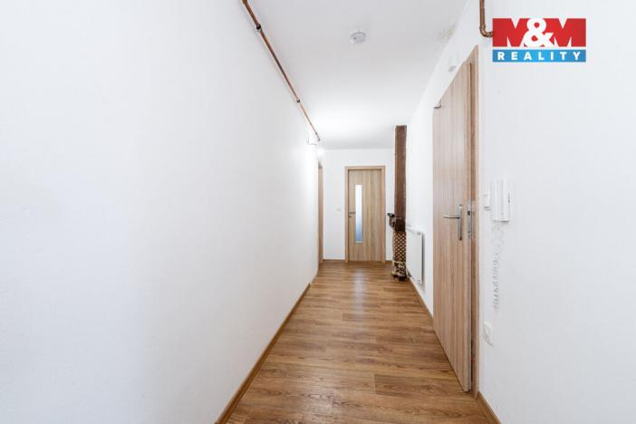 Prodej činžovního domu, Studená, nám. Sv. J. Nepomuckého, 229 m2