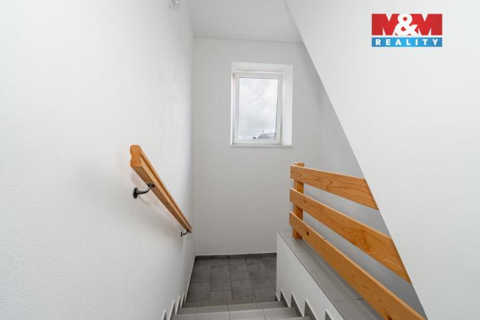 Prodej činžovního domu, Studená, nám. Sv. J. Nepomuckého, 229 m2